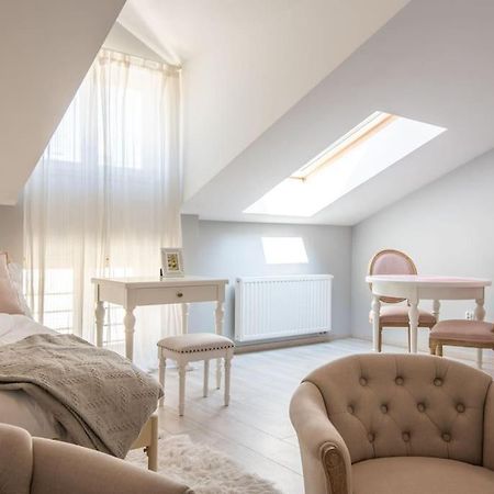 크라쿠프 Apartament O Wysokim Standardzie W Centrum Miasta 아파트 외부 사진